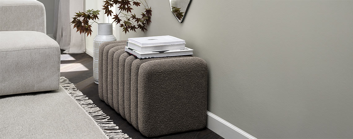 Klupa za hodnik boje tamnog pijeska